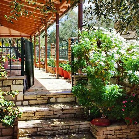 Villa Olive Garden, Kastanida - Paxoi Gaios Exterior photo